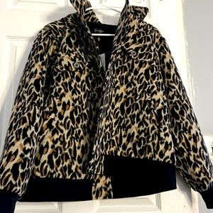 Soft Jessica Simpson beautiful cheata print jacket
